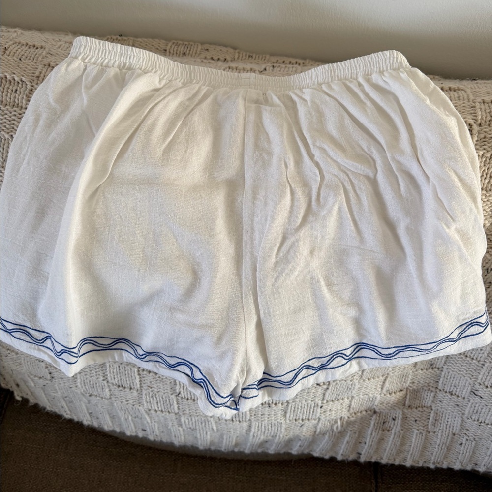 Princess Polly White Shorts with Blue Trim